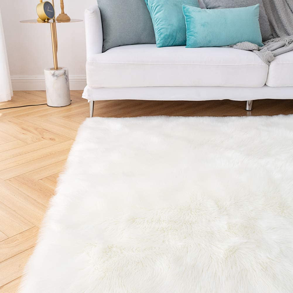 Luxury White Fur Floor Mat