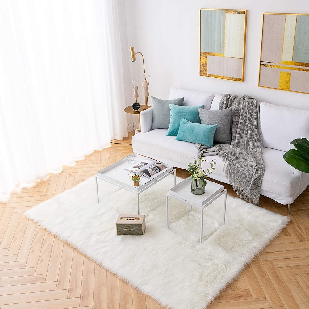 Luxury White Fur Floor Mat